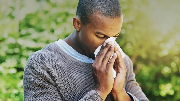 Experts Urge Nigerians Experiencing Unusual Cough, Cold to Reduce Stress Amid Weather Changes